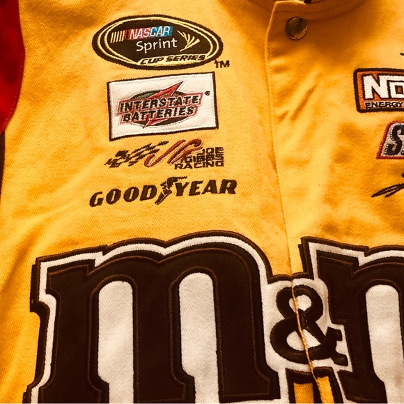 Nearly New authentic Kyle Bush official Nascar Jacket - Picture 8 of 10